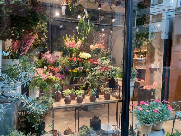 東京都千代田区の花屋 アンジェリークにフラワーギフトはお任せください 当店は 安心と信頼の花キューピット加盟店です 花キューピットタウン